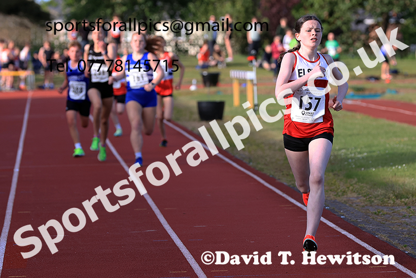 The 800 metres, 2025 NEGP No 2, Monkton Stadium, Wednesday, May 28th. Photo: David T. Hewitson/Sports for All Pics